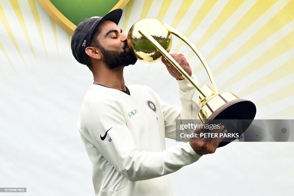 TOPSHOT-CRICKET-AUS-IND