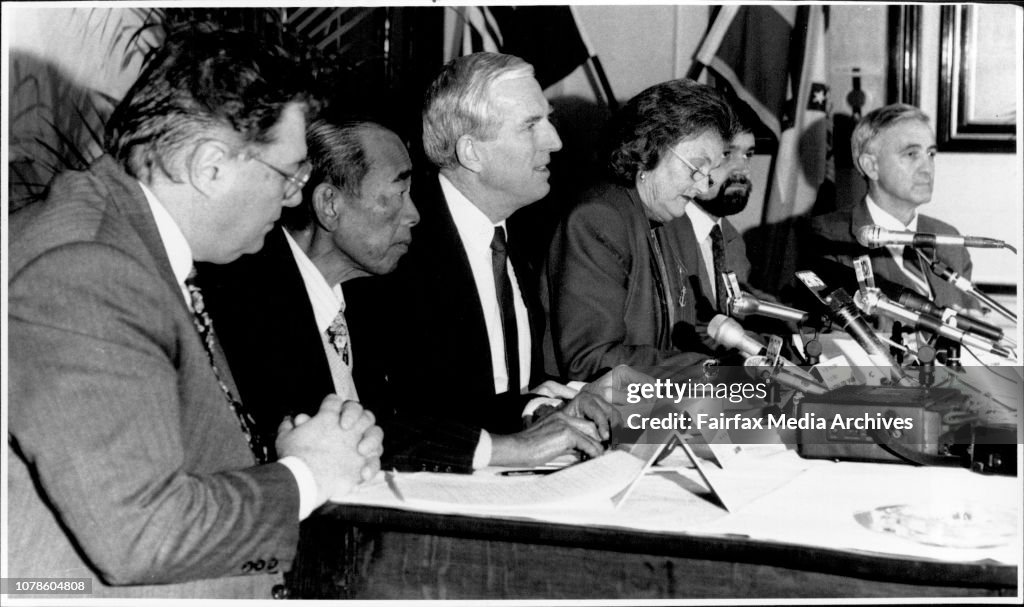 L to R) Adelaid's Lord Mayor Ald. Steve Condous. Darwin's Lord Mayor Mr. Alec Fong Lim. Syndney's Lord Mayor Ald. Jeremy Bingham, Hobart's Lord Mayor Ald. Doone Keenedy. Melb's Lord Mayor Counc. Bill Deveney, Perth's Lord Mayor Counc. James Gatt.