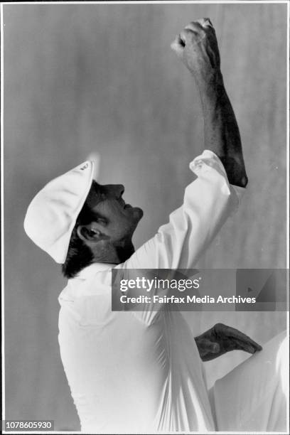 Lawn bowling championships at Roselands -- Terry Baldwin from Warrilla battlles it out in the mens singles championship. February 20, 1987. .