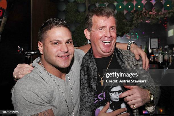 Uncle Nino Giaimo Photos and Premium High Res Pictures - Getty Images