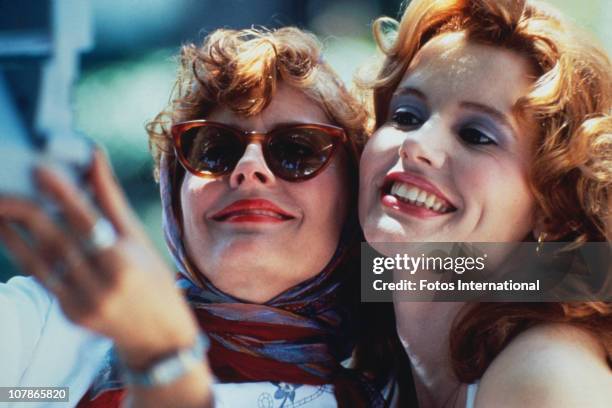 Actresses Susan Sarandon and Geena Davis star in the film 'Thelma And Louise', 1991.