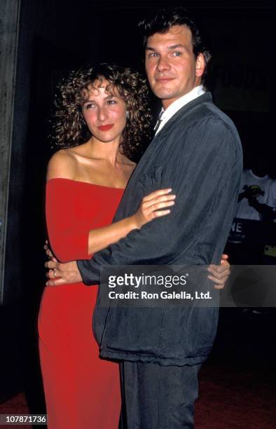 Actress Jennifer Grey and Patrick Swayze attend the premiere of "Dirty Dancing" on August 17, 1987 at the Gemini Theater in New York City.