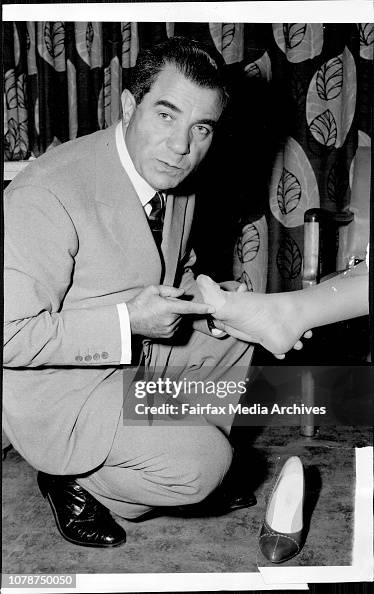 Mascot: Arr. Seignor Salvatore Ferragamo Italian shoe designer. Mascot: Arr. Seignor Salvatore Ferragamo Italian shoe designer.