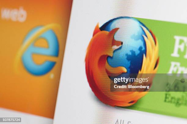 Microsoft Explorer Photos and Premium High Res Pictures - Getty Images