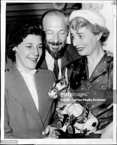 Mrs. Bushell Jan Bussell Photos and Premium High Res Pictures - Getty Images