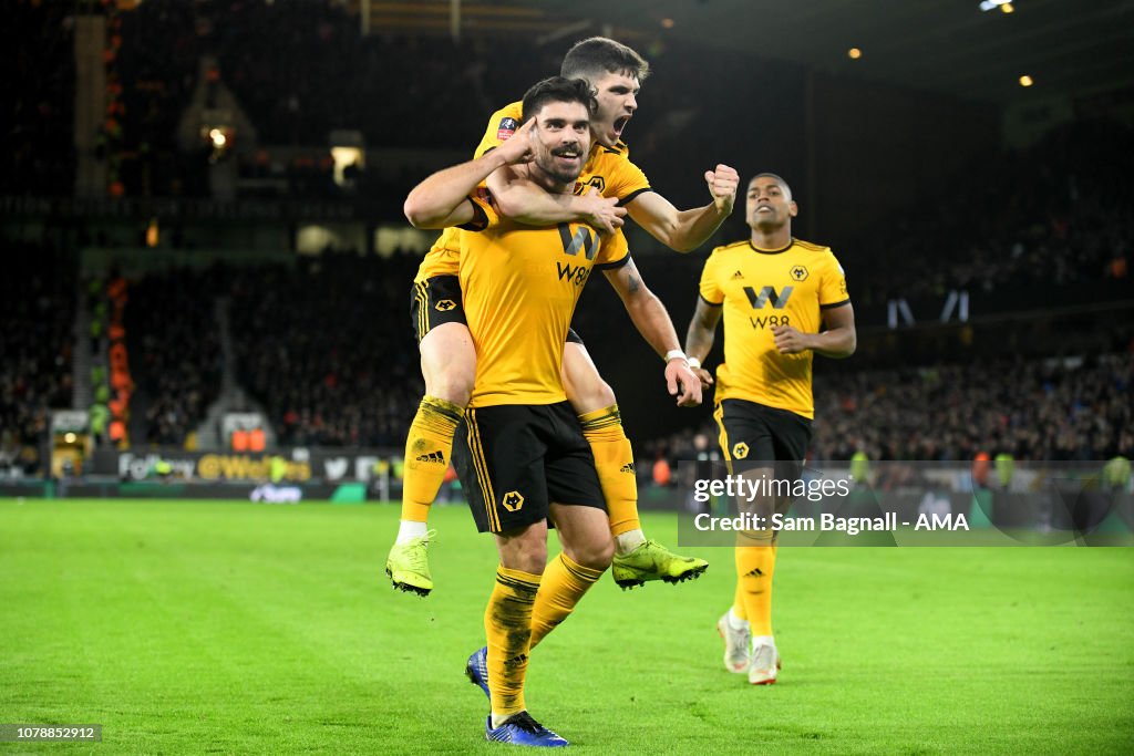 Wolverhampton Wanderers v Liverpool - Emirates FA Cup Third Round