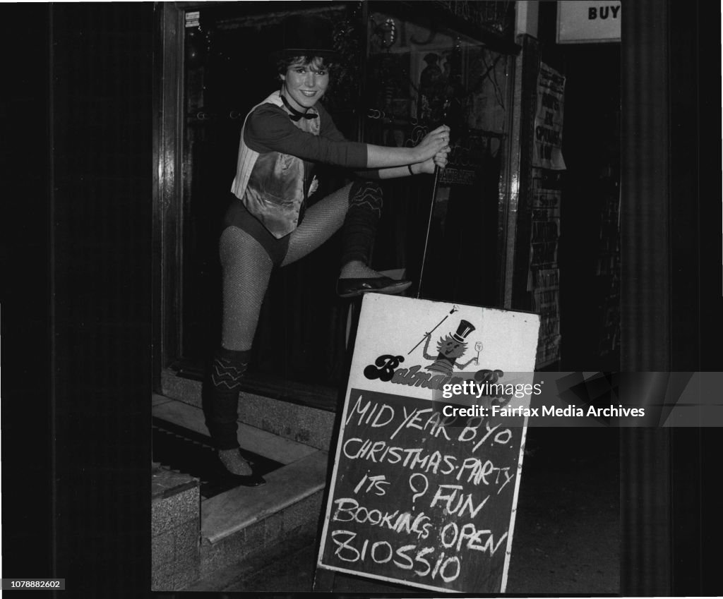 Pic Show: General View of Restaurant Waitress Yvonne Kiely in her Balmain Bug Costume Outside The Restaurant.Balmain Bug Restaurant Darling Rd: Balmain.