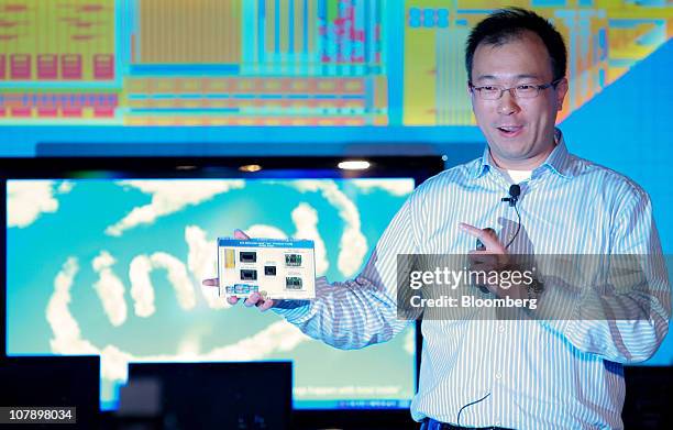 Tim Lau Controller 28 Intel Unveils New Chip Stock Photos, High-Res Pictures, and Images ...