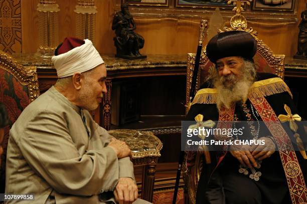 Sheikh Mohammed Sayed Tantawi: Grand Imam of al-Azhar Mosque meets Pope Shenouda III of Alexandria on May 24, 2006 in Cairo, Egypt. Egyptian...