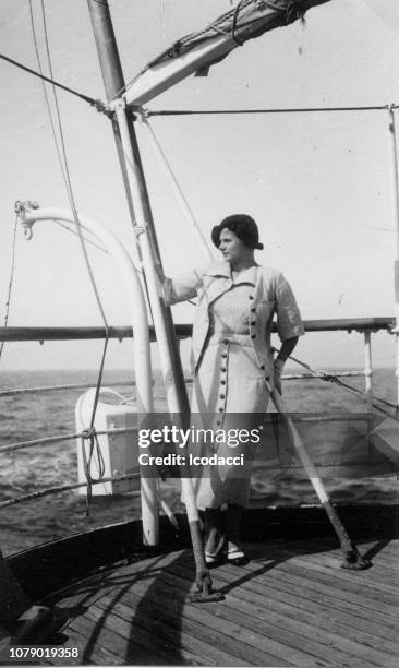 1930s. alassio liguria italy - 1930s woman stock pictures, royalty-free photos & images