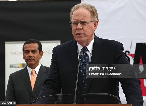 Steven Rountree 32 The Music Center Stephen Rountree Stock Photos, High-Res Pictures ...