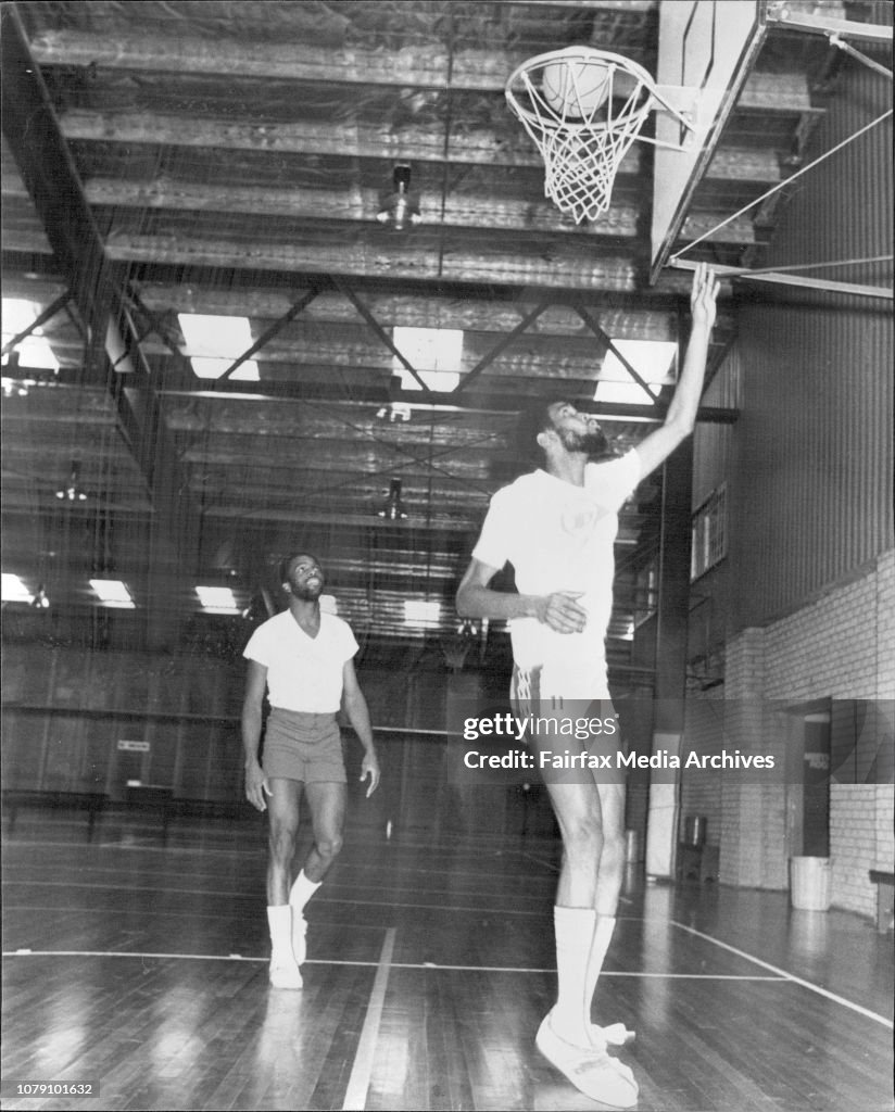 The Basketball team Bankstown Bruins have bought two players from the states. They are Kelvin Henderson from St. Louis, and Donnie Cruse from Abilene. They will be playing here for 12 months.L-R Donnie Cruse and Kelvin Henderson in action.Henderson found
