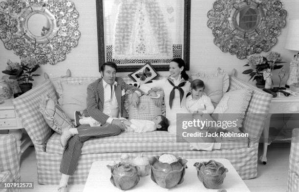 American author and actor Wyatt Emory Cooper, Carter Vanderbilt Cooper, heiress and socialite Gloria Vanderbilt and Anderson Cooper pose for a family...
