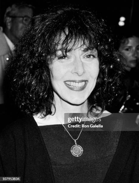 Actress Elaine May attends the premiere of "In The Spirit" on April 3, 1990 at Loew's Tower Theater in New York City.