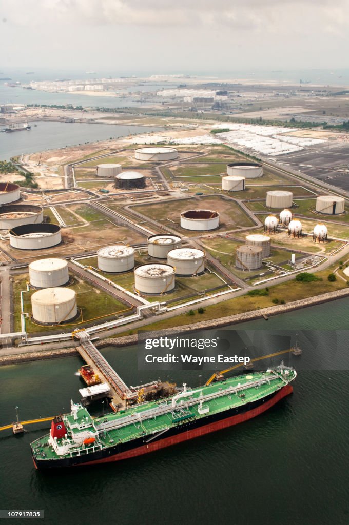 Tanker And Tank Farm At Refinery Loading Dock High-Res Stock Photo ...