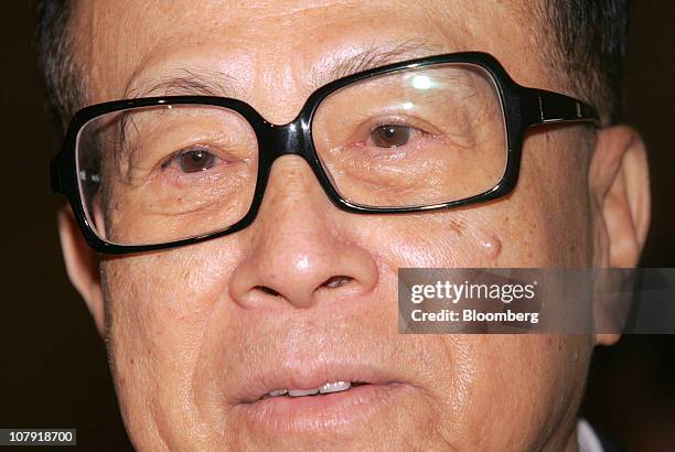 Li Ka-shing, chairman of Hutchison Whampoa Ltd. And Cheung Kong Ltd., speaks to the media prior to the Cheung Kong Ltd. Annual dinner in Hong Kong,...