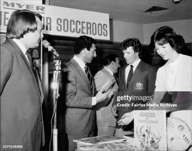 30 Les Scheinflug Stock Photos, HighRes Pictures, and Images Getty