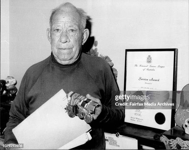 Bs Monoscript 32 Mervyn Evans Stock Photos, High-Res Pictures, and Images - Getty Images