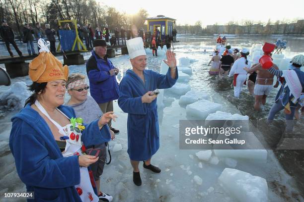 Ice swimming enthusiasts take to the frigid waters of Orankesee lake during the 27th annual "Winter Swimming in Berlin," which this year had a...