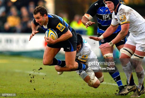 Olly Barkley of Bath in action during the Aviva Premiership match between Bath and Leeds Carnegie at the Recreation Ground on January 08, 2011 in...