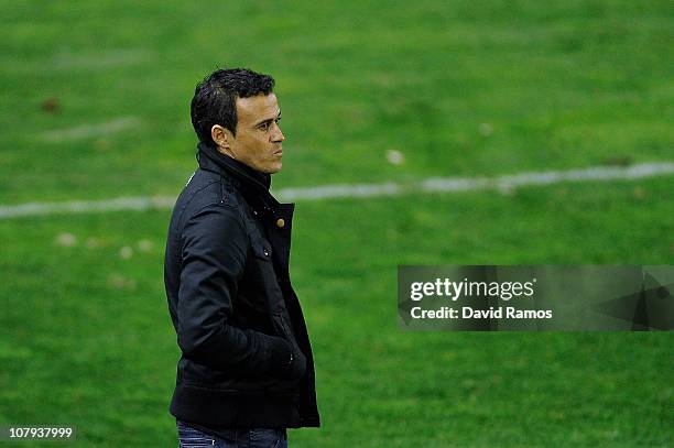 Head coach Luis Enrique of FC Barcelona B looks on during the La Liga Adelante match between FC Barcelona B and Girona at Mini Estadi on January 8,...