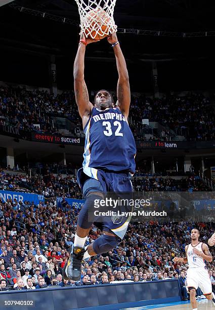 Mayo of the Memphis Grizzlies dunks against the Oklahoma City Thunder on January 8, 2011 at the Ford Center in Oklahoma City, Oklahoma. NOTE TO USER:...
