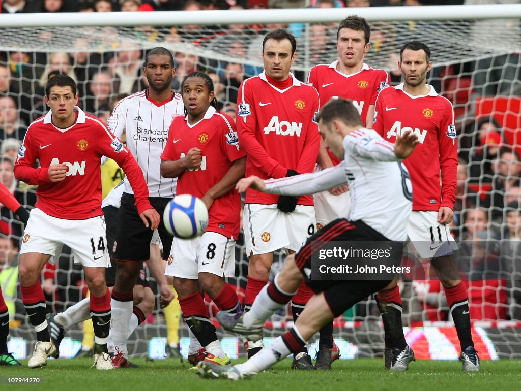 Manchester United v Liverpool - FA Cup 3rd Round