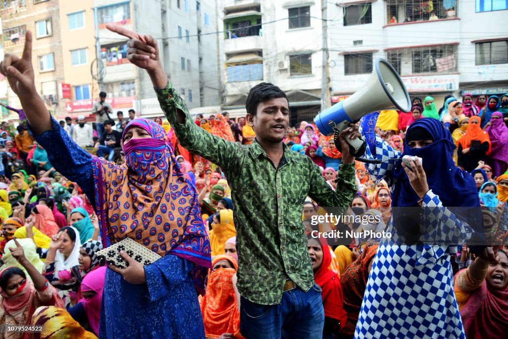 Garments Workers Continue Protest In Dhaka