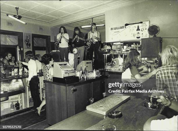 Dave Ridyard 30 Mike Walford Stock Photos, High-Res Pictures, and Images - Getty Images