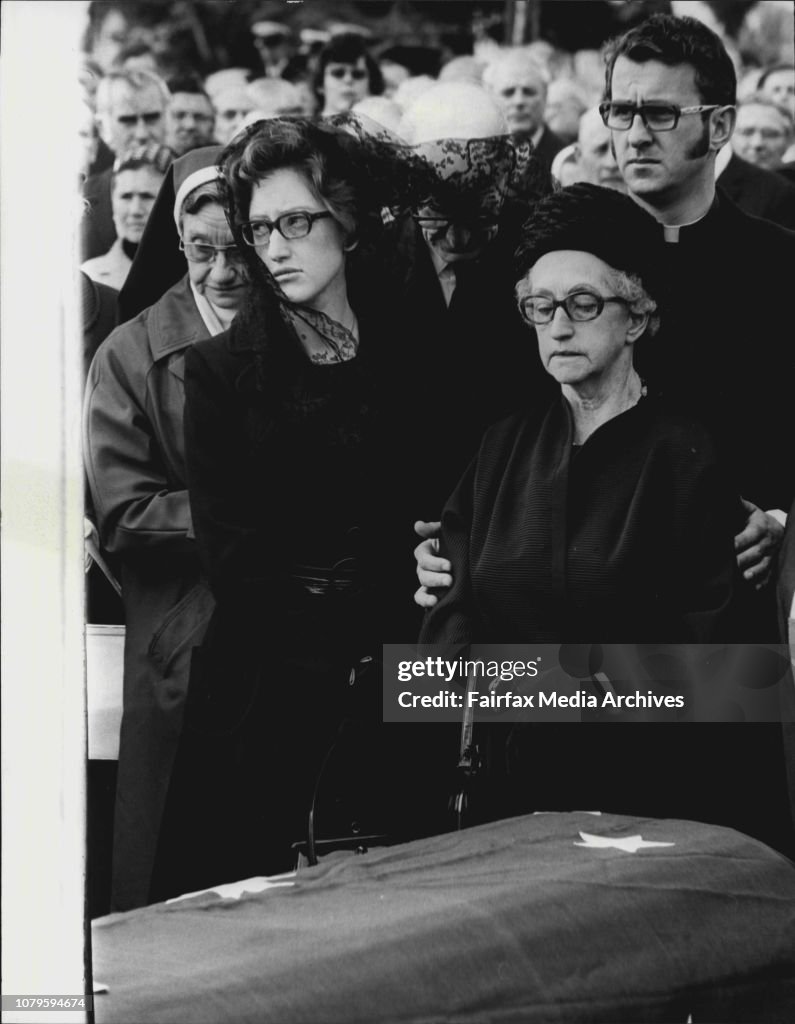 Funeral of former federal opposition leader Mr Arthur Calwell, who died last Sunday. The service was held at St Patrick's Cathedral in Melbourne and the burial at the Melbourne general cemetry.Mr. Calwell Daughter Mary & Elizabeth at *****.