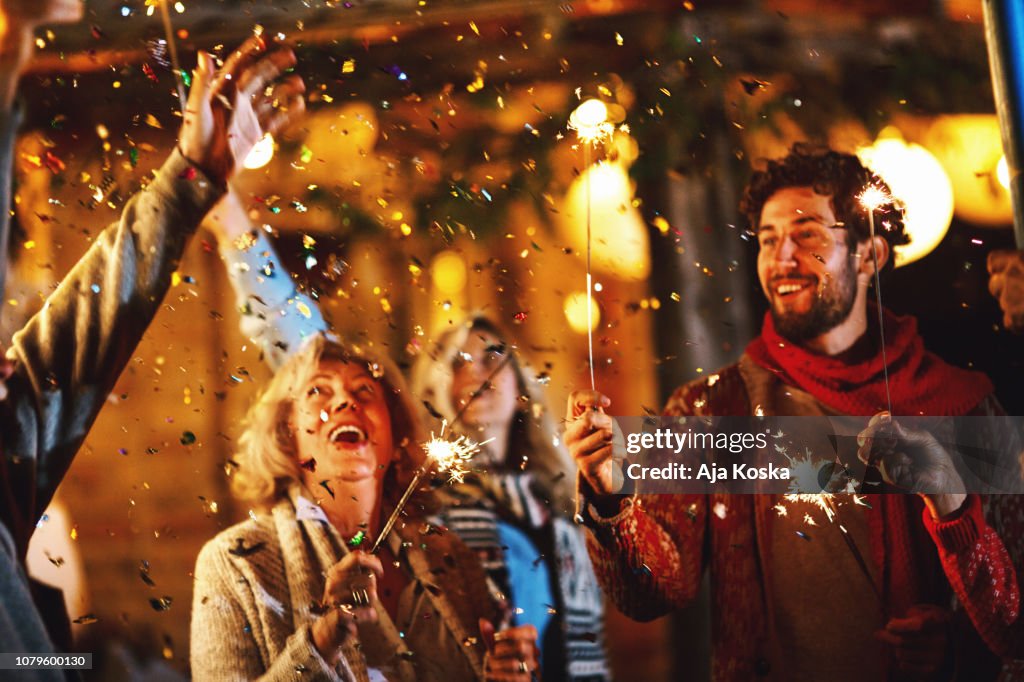 Familie Silvester Silvester-Party.