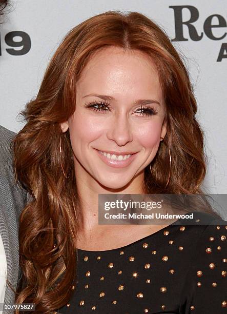 Actress Jennifer Love Hewitt arrives at the "Hot In Cleveland" and "Retired At 35" premiere party at Sunset Tower on January 10, 2011 in West...