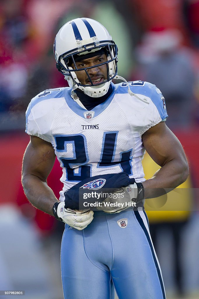 Tennessee Titans v Kansas City Chiefs