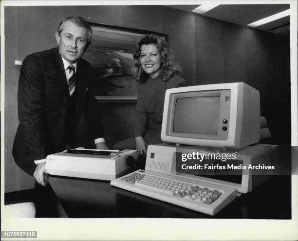 Grainger Computer Crossword Computer Photos and Premium High Res Pictures - Getty Images