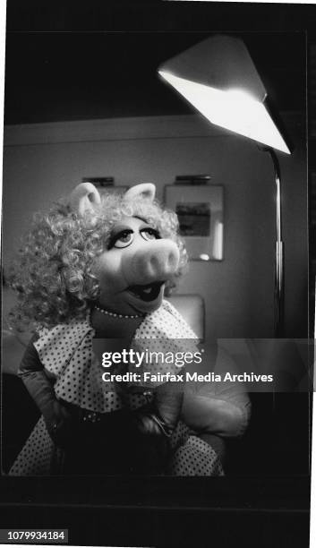 Interview with Miss Piggy.Interview with Frank Oz of Miss Piggy fame of the mu1fetts here in Sydney at the recent. December 11, 1984. .