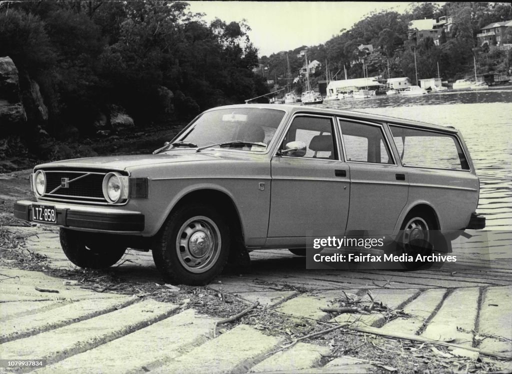 The Volvo 145 Station wagon automatic with dual injections.