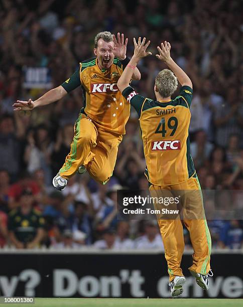 Brett Lee of Australia celebrates taking the catch to dismiss Tim Bresnan of England during the First Twenty20 International Match between Austtalia...