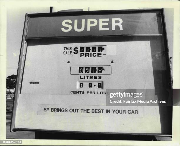 Service Station Bullecourt Ave. Milperra 46-1c. August 02, 1982. .