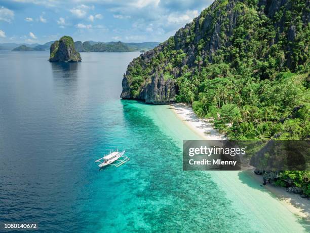palawan el nido entalula island beach filippine - filippino foto e immagini stock