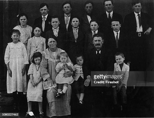 Italian emigrants of the early twentieth century. Italian family in the Rio Grande do Sul. 1920.