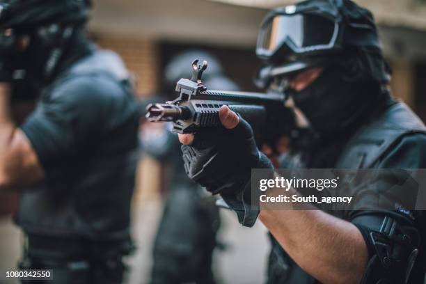 mission - counter terrorism stock pictures, royalty-free photos & images