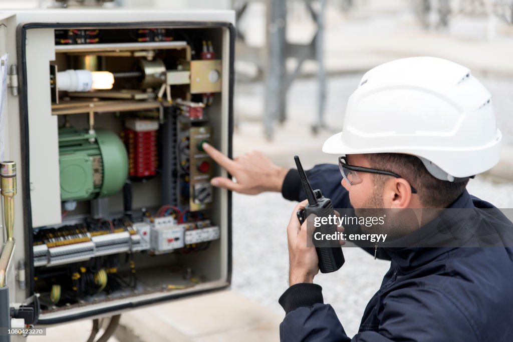 Mann bei der Arbeit