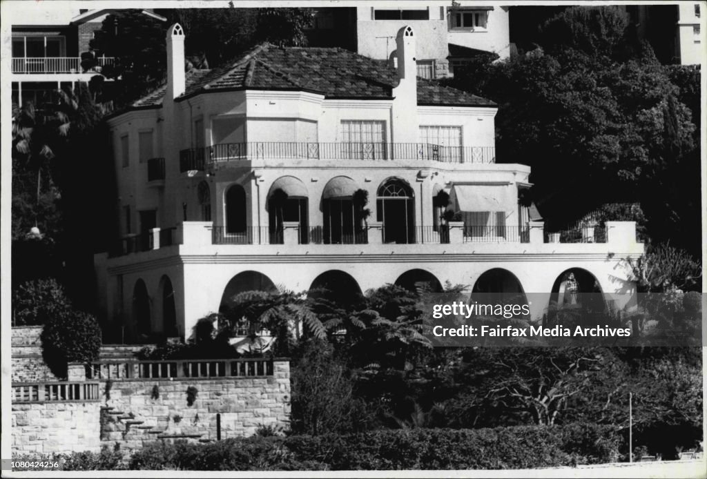 Toison dior - Susan Renouf.Paradis sur Mer ... bought for $19.2 million two years ago, but Mr. Seidl (inset) would now take $18 million.Toison D'Or, Wolseley Crescent, Point Piper. One of a number of homes around the world belonging to Lady (Susan) Renouf