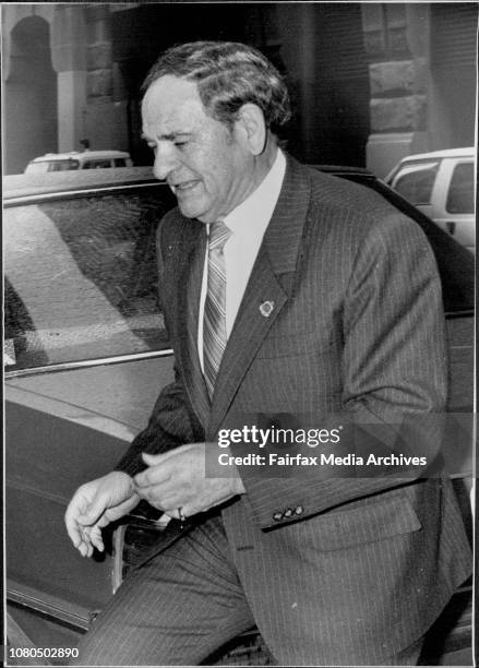 Pix taken at Castlereagh Street Courts, of Abe Saffron, about to enter the court... July 04, 1988. .