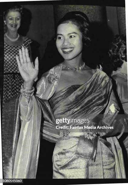 Queen Sirikit leaves state dinner at Australia last night. .