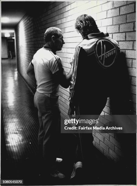 Last-minute pep talk for star full-forward Warwick Capper from coach Tom Hafey in the tunne before the Kickoff.Hafey Ans Capper moments before team...