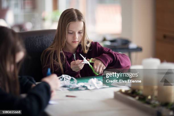 Paper Slashing Slashing Paper Photos and Premium High Res Pictures - Getty Images