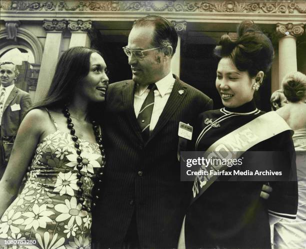 Hasluck 149 Sir Paul Hasluck Photos & High Res Pictures - Getty Images