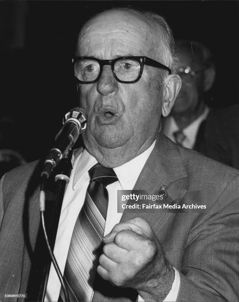 Pensioners meet with Senator Chaney at the town hall over tax and other issue.Norman Keats the secretary of the Australian Council of Retired Union Members Assc "We demand a substantial increase in the tax threshold, not an ad hoc window dressing amount".