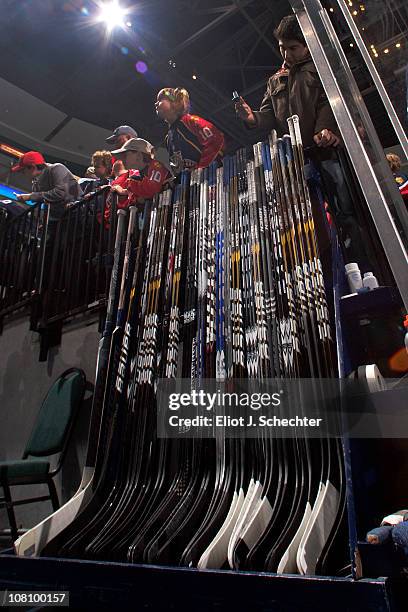 Stick Rack 65 Nhl Stick Rack Stock Photos, High-Res Pictures, and Images - Getty ...